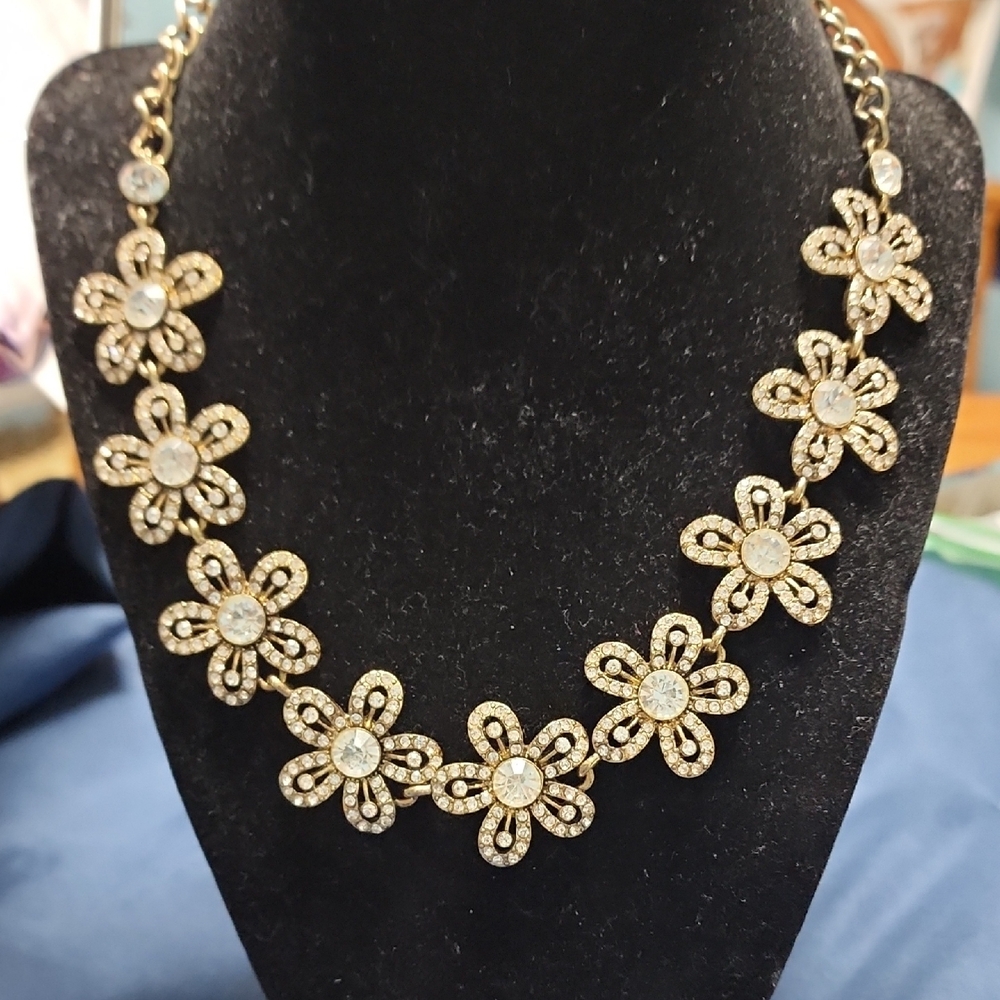 Gold Flower Necklace